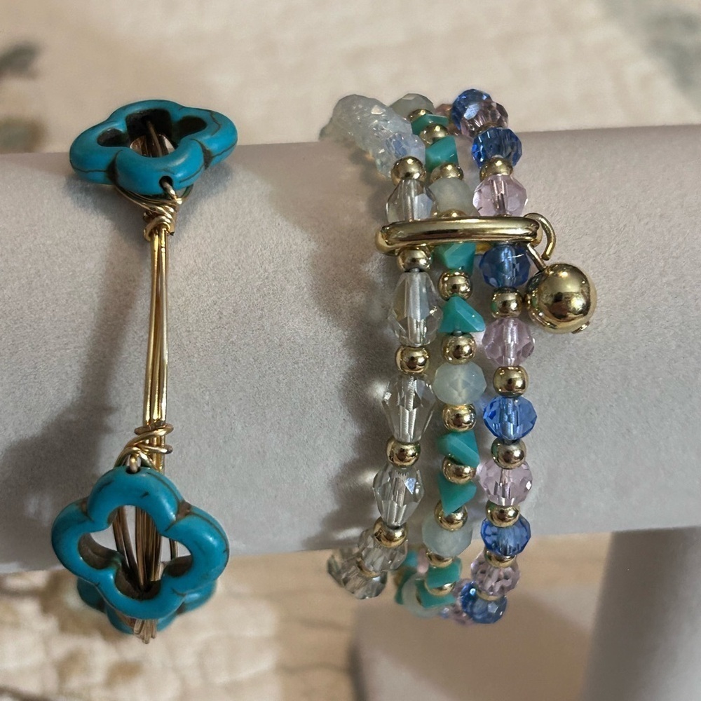Vintage Wire Wrapped Turquoise and Crystal Beaded Bracelet Set